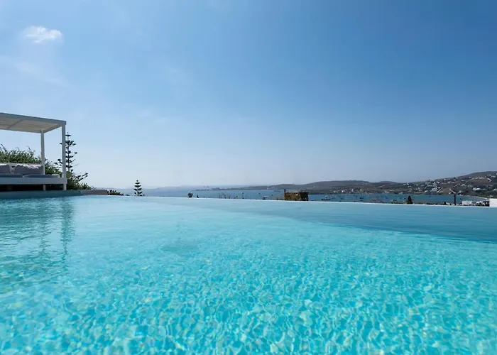 Orasea With Private Pool Villa Párosz